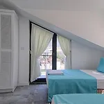 Vilă Oeluedeniz Private With Pool