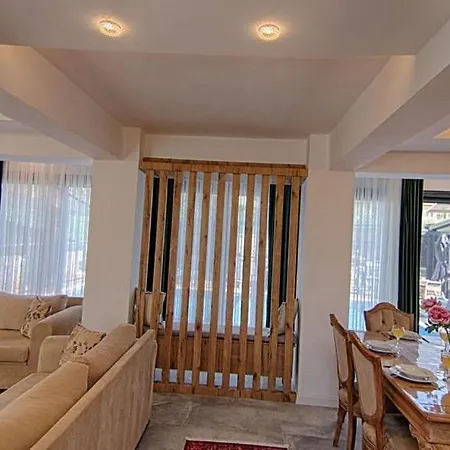 Vila Oeluedeniz Private With Pool Fethiye
