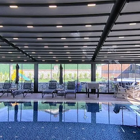 Vila Oeluedeniz Private With Pool *