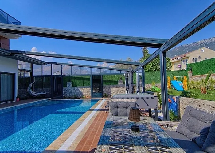 Oeluedeniz Private With Pool Vila *