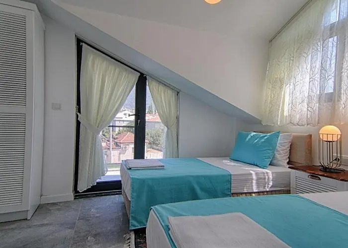 Vila Oeluedeniz Private With Pool