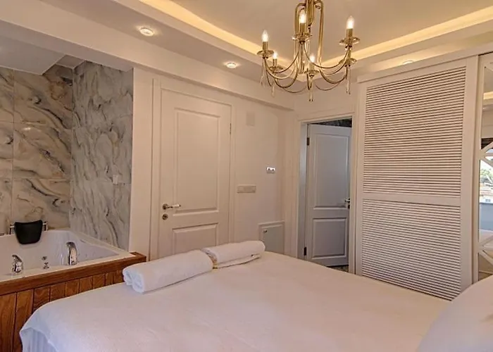 Oeluedeniz Private With Pool Фетхие