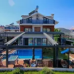 Oeluedeniz Private With Pool Вилла *