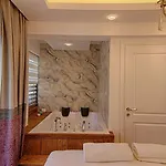 Вилла Oeluedeniz Private With Pool