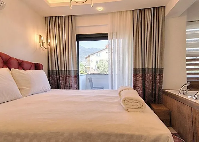 Villa Oeluedeniz Private With Pool Fethiye