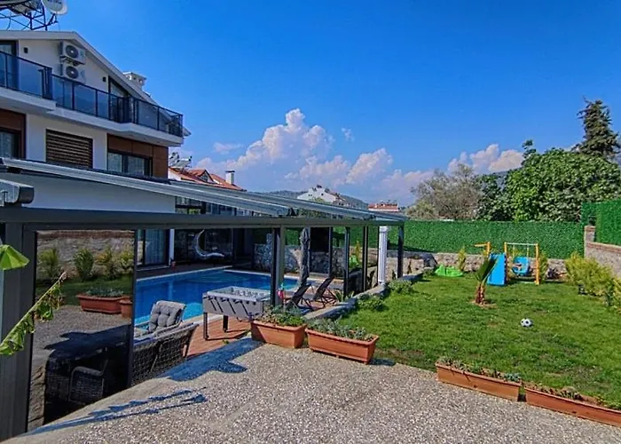 Villa Oeluedeniz Private With Pool